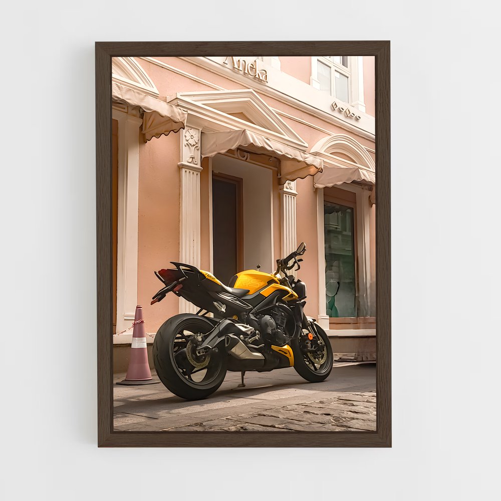 Poster Moto Jaune Sur Rue – affiche Triumph (vue 5)